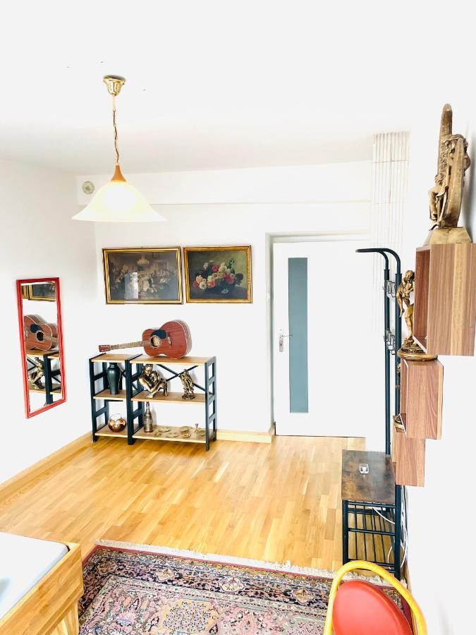 Room In City Center Near U6,U3 And Westbahnhof Vienne Extérieur photo