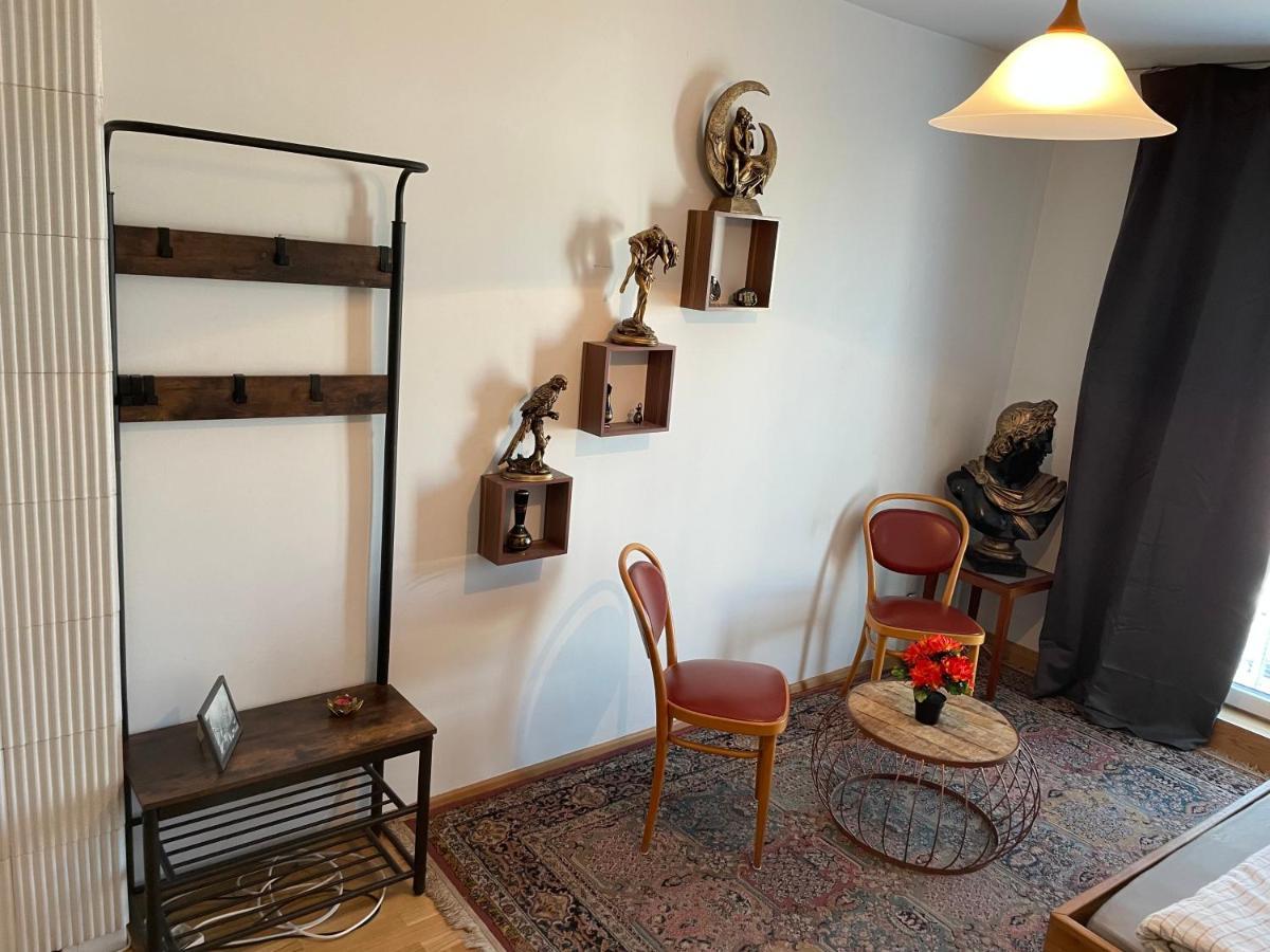 Room In City Center Near U6,U3 And Westbahnhof Vienne Extérieur photo