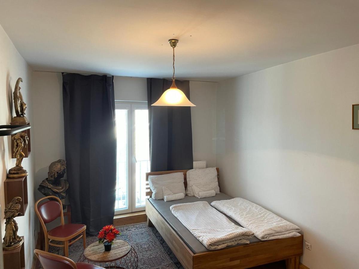 Room In City Center Near U6,U3 And Westbahnhof Vienne Extérieur photo